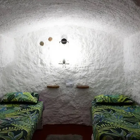 Holiday home Rentitspain El Rincon, Casa Cueva En Guadix